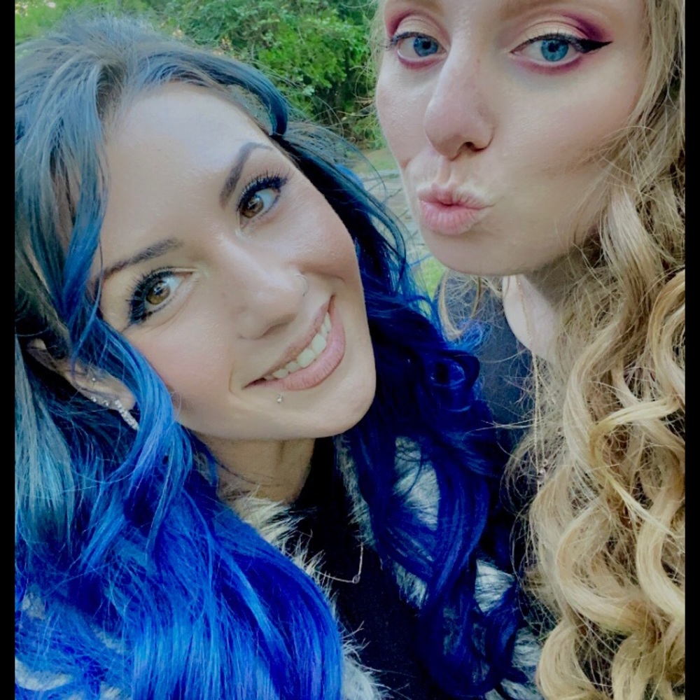 Meet your Posher, Daniella